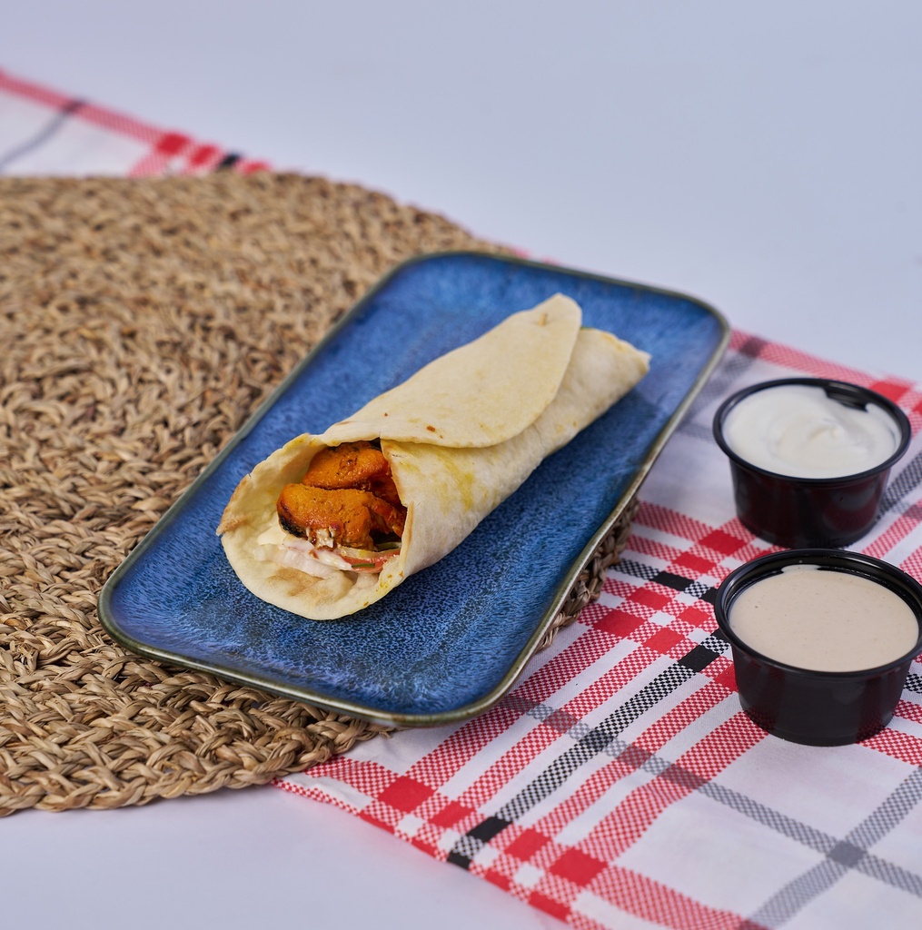 Shish Tawook Sandwich - ساندوتش شيش طاووق